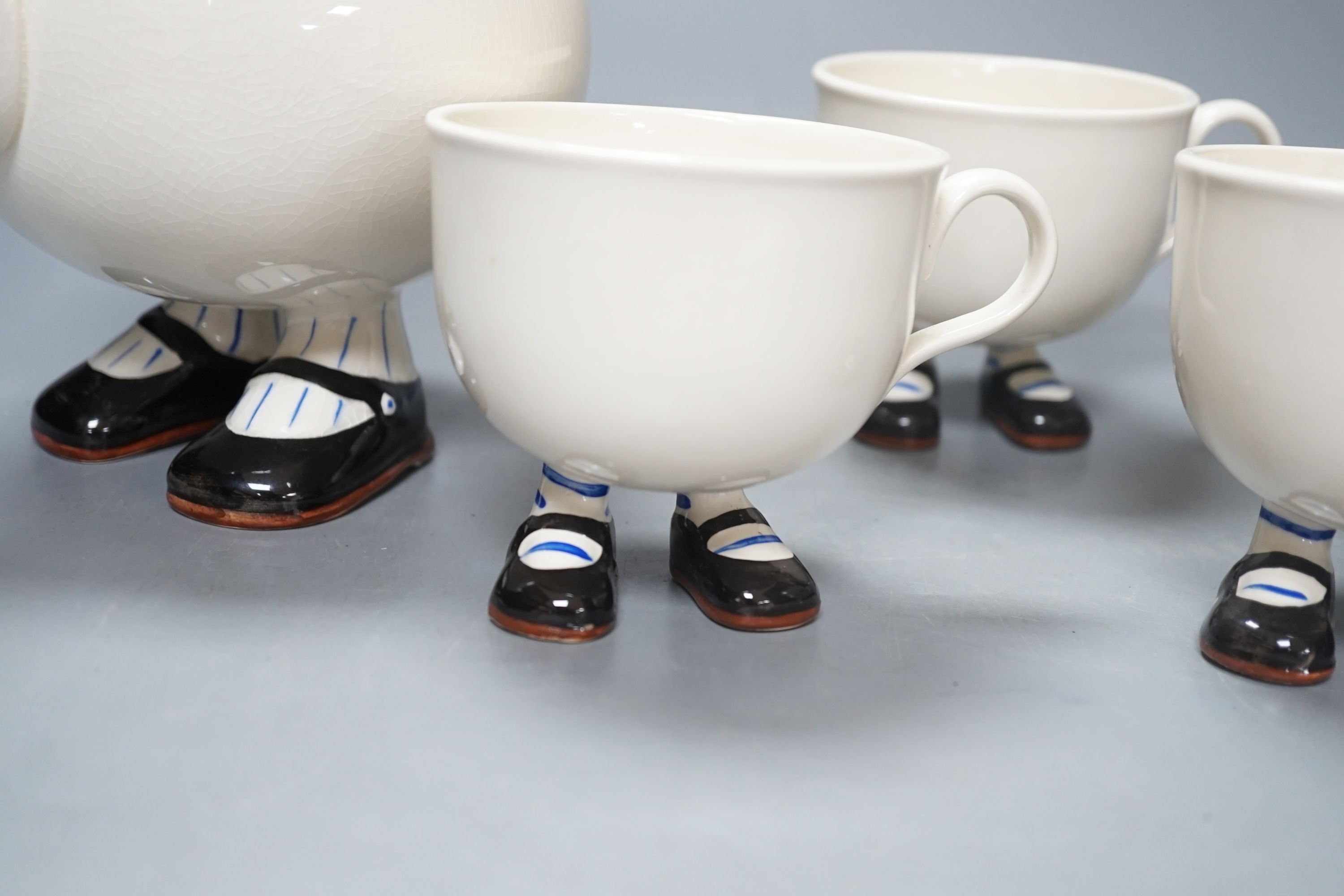 A part Carlton ware style footed tea ware (5)